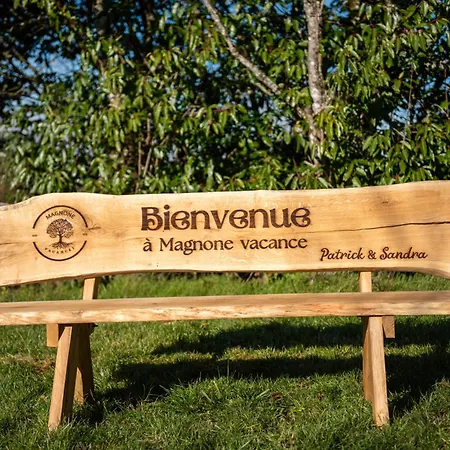 Magnone Vacance - Belle Vue בית כפרי Lavercantière